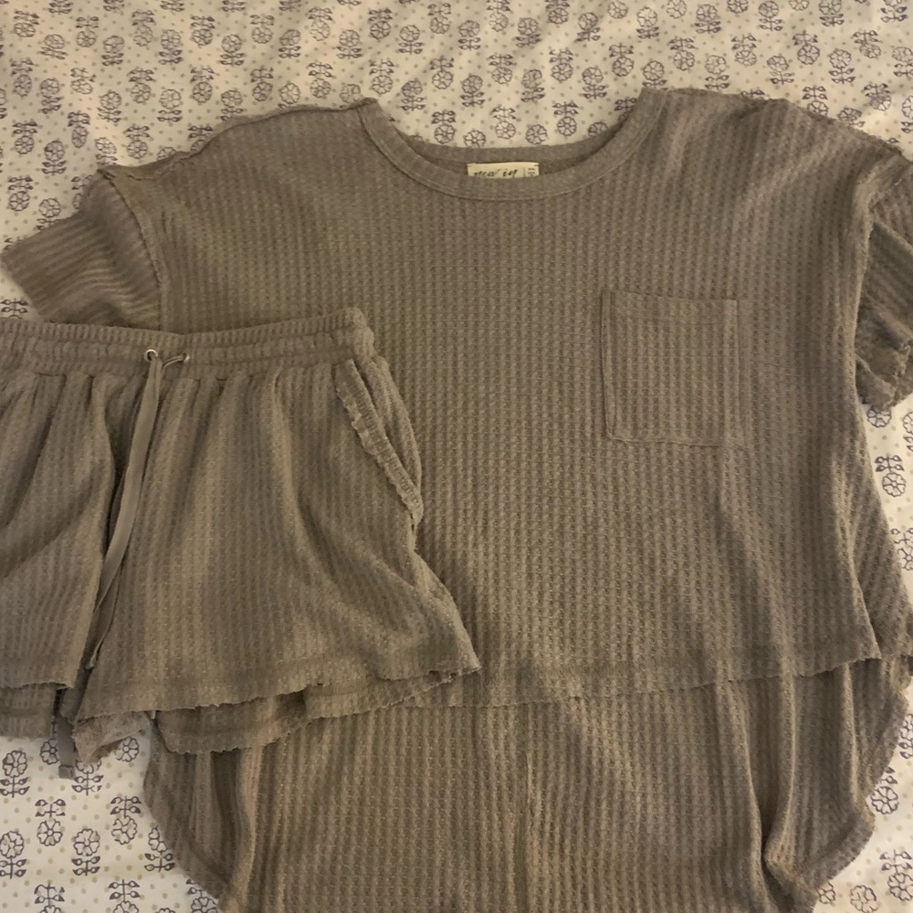 Grey matching set